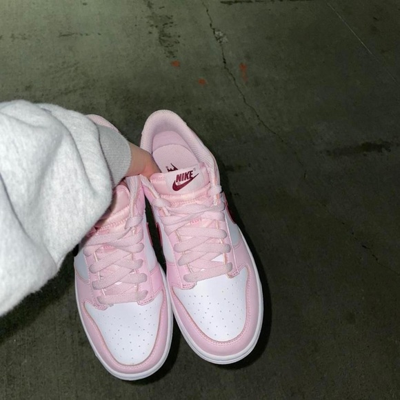 dunk low pink foam 6Y #dunklow #jordan1 #pink - Picture 2 of 2